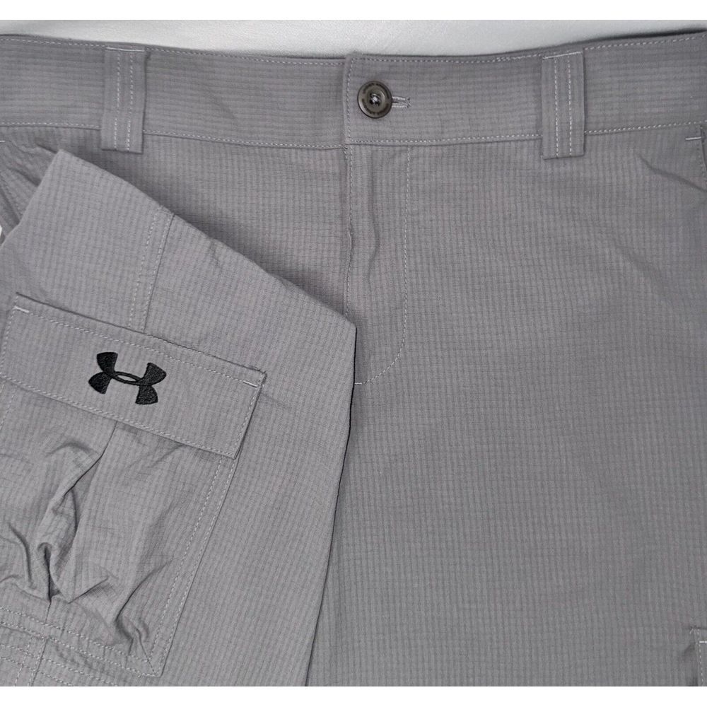 Under Armour Shorts Boys L Gray Lightweight Cargo Youth‎ Golf Performance
